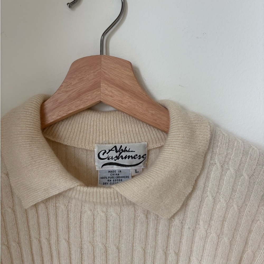 VINTAGE Cashmere Ribbed Sweater - Picture 3 of 7
